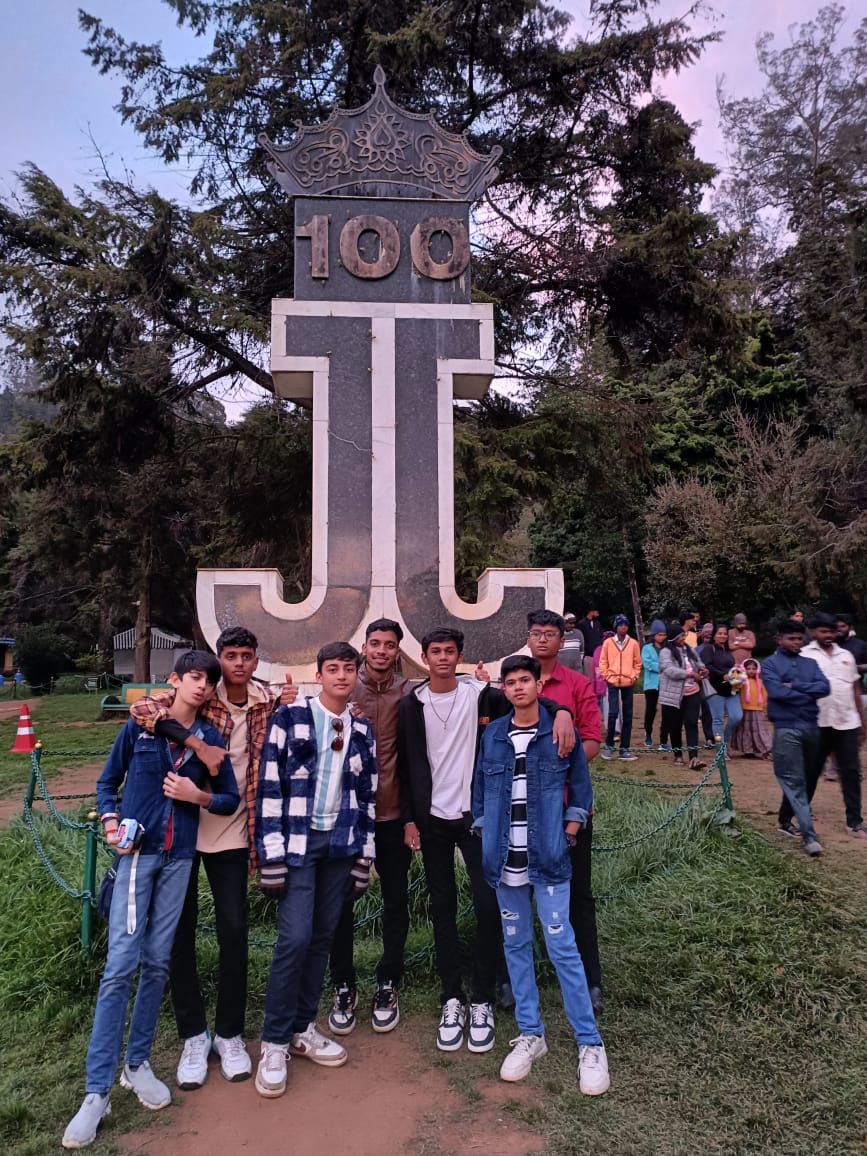 Classes VIII-XII Ooty Coonoor trip