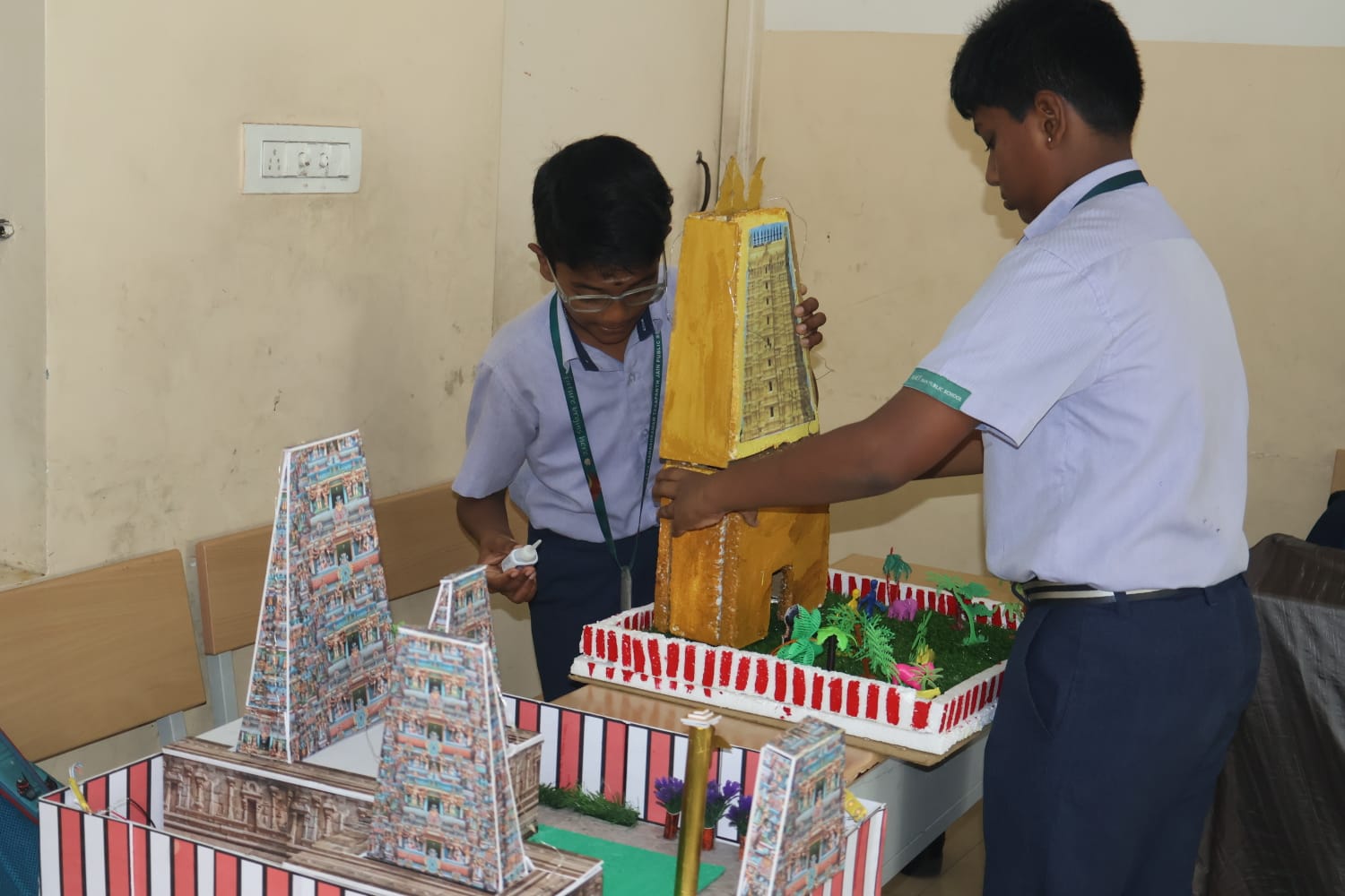 CREOFEST - Intraschool Comeptition