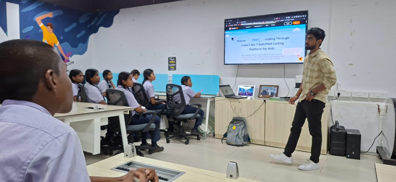 INDUSTRIAL VISIT TO GUVI 